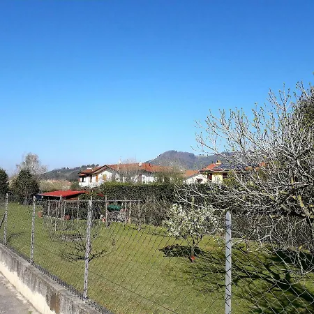 Casa Fiorella Apartament *